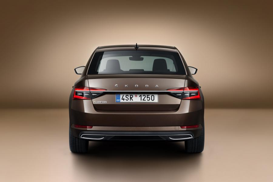 Skoda Superb Laurin & Klement 2019 года  (WW) (фото 2 из 93)